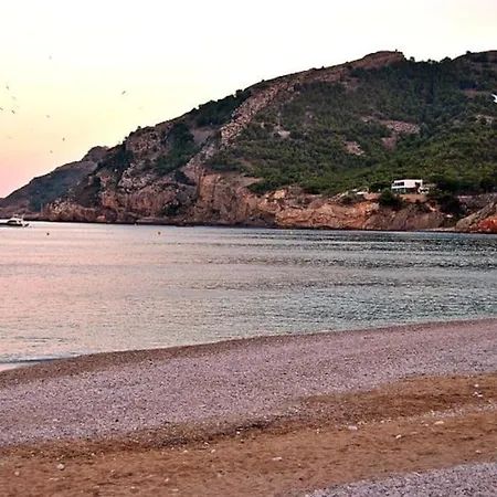 In Albir *
